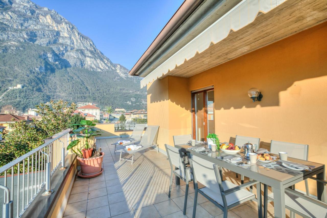Antares150M From The Lake - Happy Rentals Riva del Garda Extérieur photo
